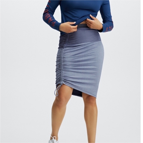 Fabletics blue Melody paneled ruched skirt Size Medium - Picture 1 of 12